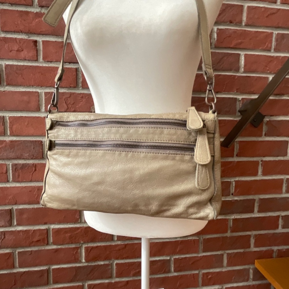 L.K.BERLIN FOR ANTHROPOLOGIE GENUINE LEATHER TAN CROSSBODY SHOULDER BAG CLUTCH